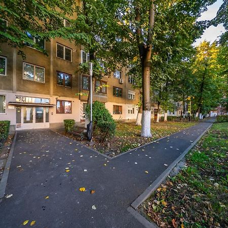 Casa Bella - Apartment In The City Center Arad Esterno foto