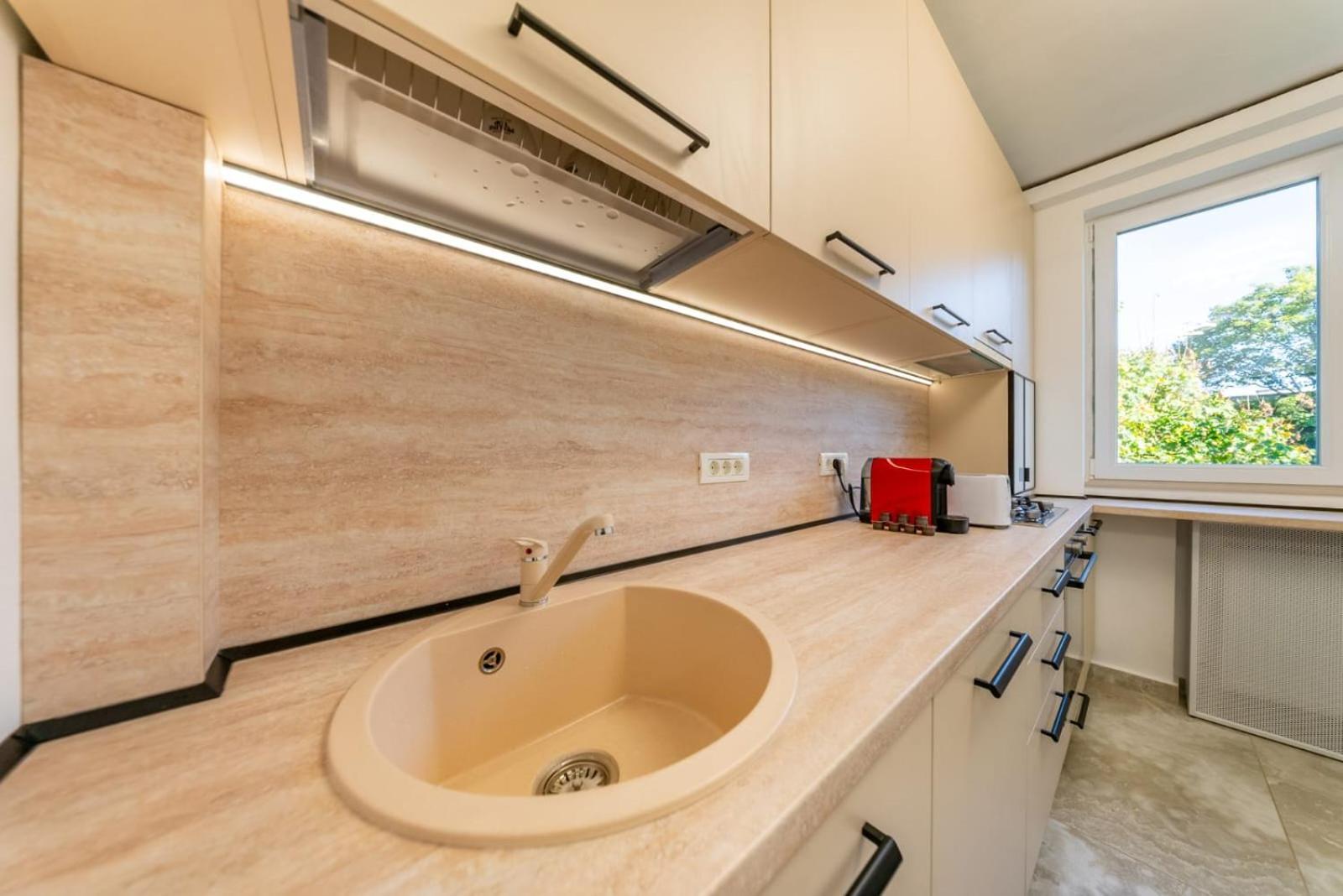 Casa Bella - Apartment In The City Center Arad Esterno foto